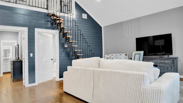 1036 Sunset Circle W, Crystal Beach, TX 77650