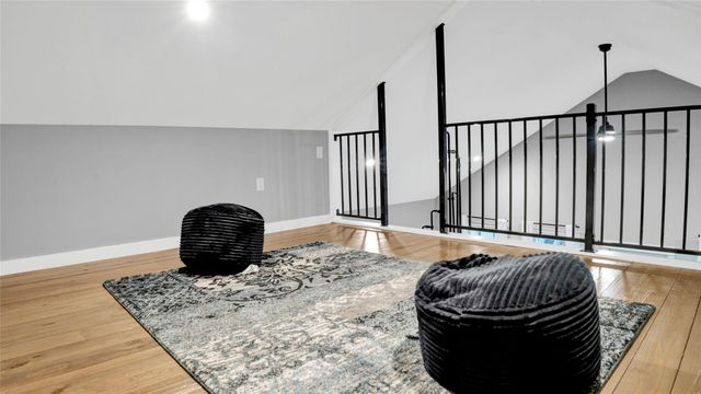 1036 Sunset Circle W, Crystal Beach, TX 77650