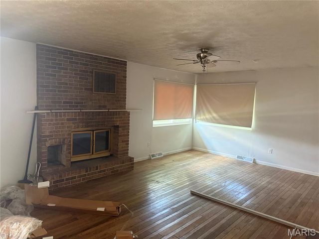 272 Vickie Lynn Lane, St Robert, MO 65584