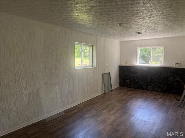 272 Vickie Lynn Lane, St Robert, MO 65584