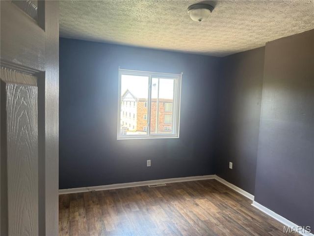 272 Vickie Lynn Lane, St Robert, MO 65584