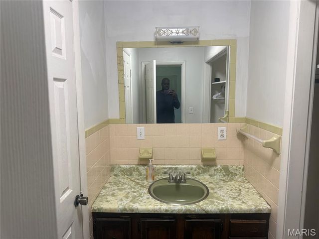 272 Vickie Lynn Lane, St Robert, MO 65584