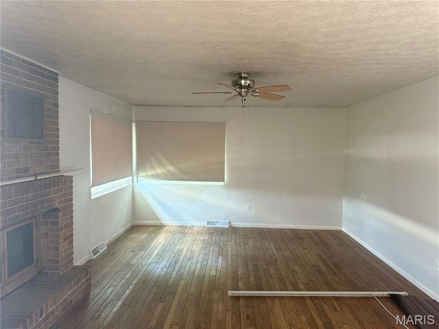 272 Vickie Lynn Lane, St Robert, MO 65584