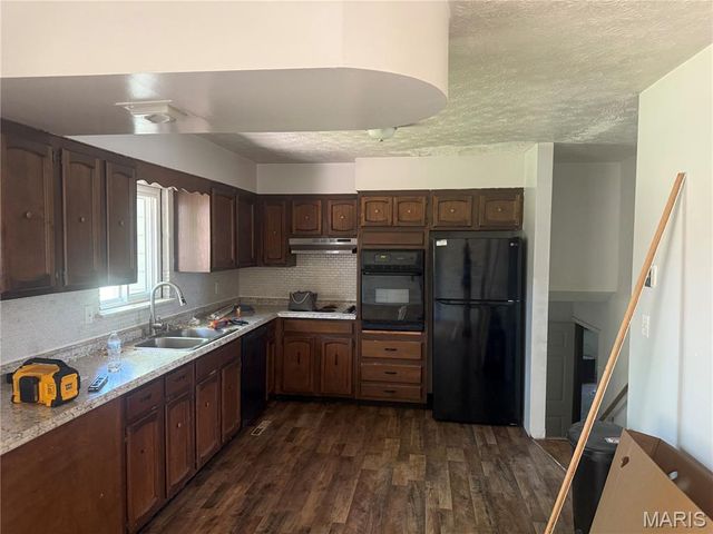 272 Vickie Lynn Lane, St Robert, MO 65584