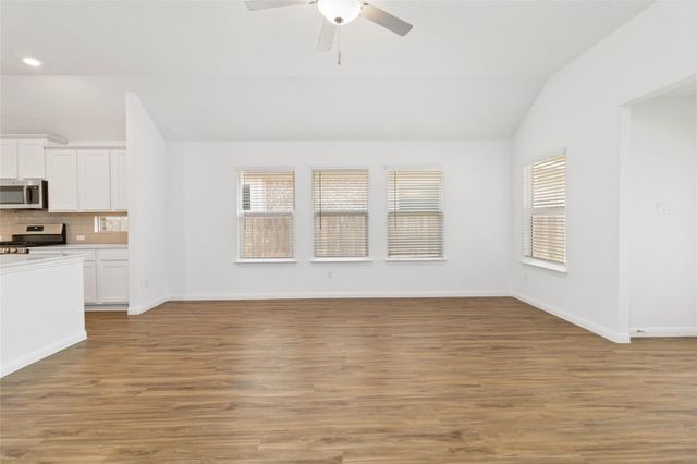 158 Coronella DR, Liberty Hill, TX 78642
