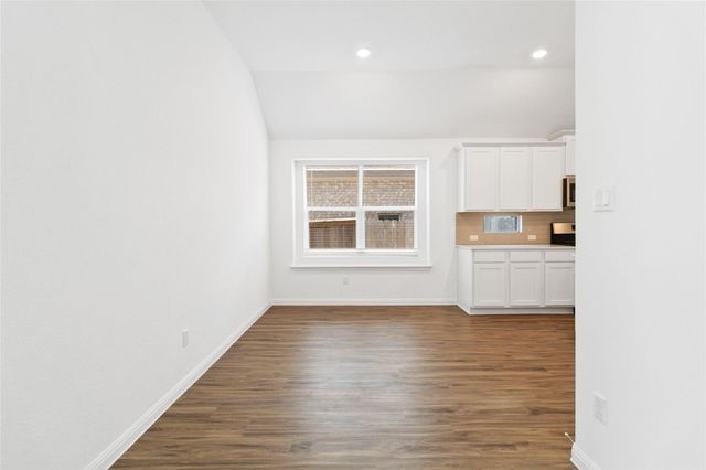 158 Coronella DR, Liberty Hill, TX 78642