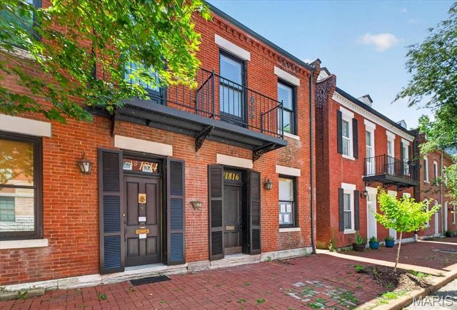 1816 S 8th Street, St Louis, MO 63104