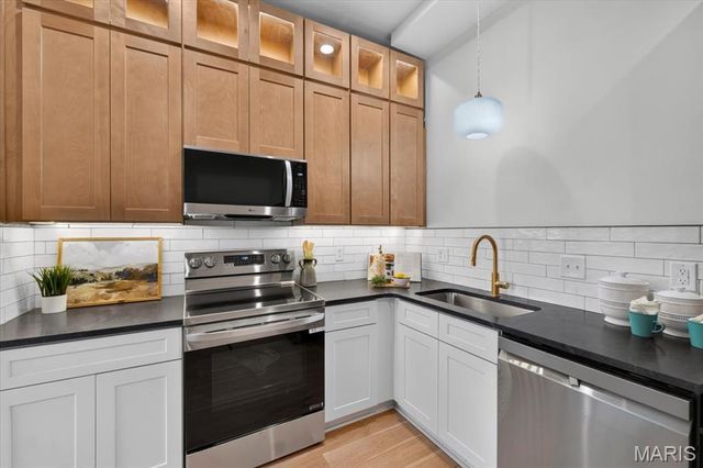 1816 S 8th Street, St Louis, MO 63104