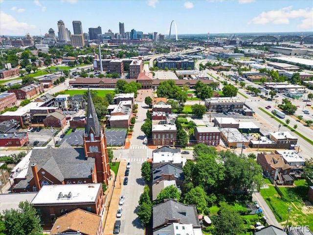 1816 S 8th Street, St Louis, MO 63104