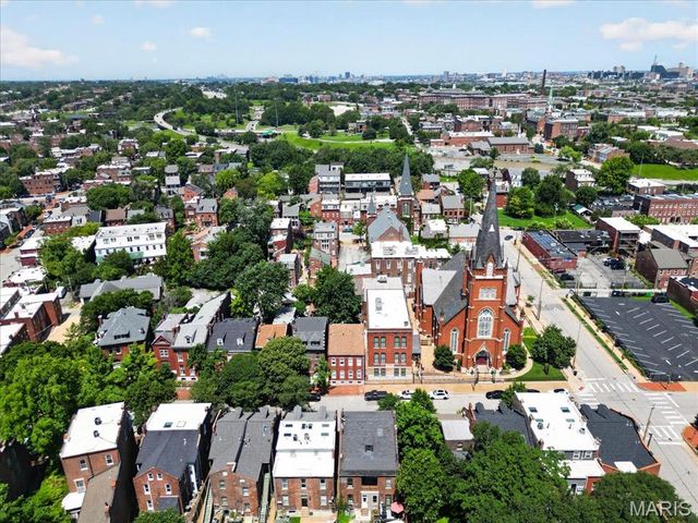 1816 S 8th Street, St Louis, MO 63104