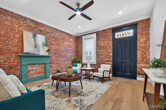 1816 S 8th Street, St Louis, MO 63104