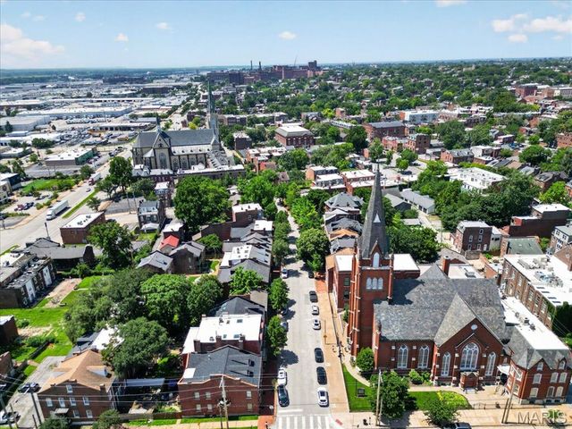 1816 S 8th Street, St Louis, MO 63104