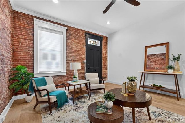 1816 S 8th Street, St Louis, MO 63104