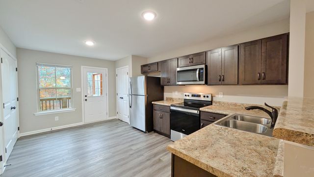 107 Smithson Ct Unit C, Clarksville, TN 37040