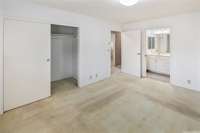 914 Hoomoana Street, Pearl City, HI 96782