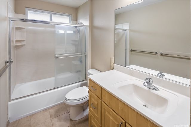 914 Hoomoana Street, Pearl City, HI 96782