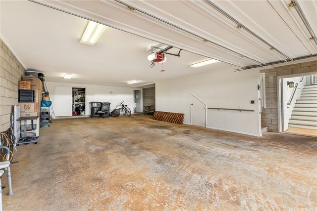 914 Hoomoana Street, Pearl City, HI 96782