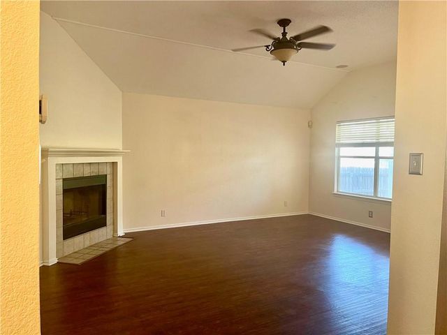16831 Bailey Jean DR, Round Rock, TX 78681