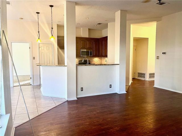 16831 Bailey Jean DR, Round Rock, TX 78681