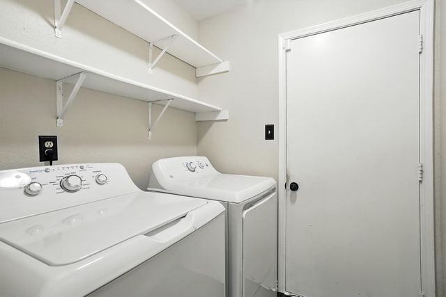 849 Bailey Drive, Cedar Hill, TX 75104