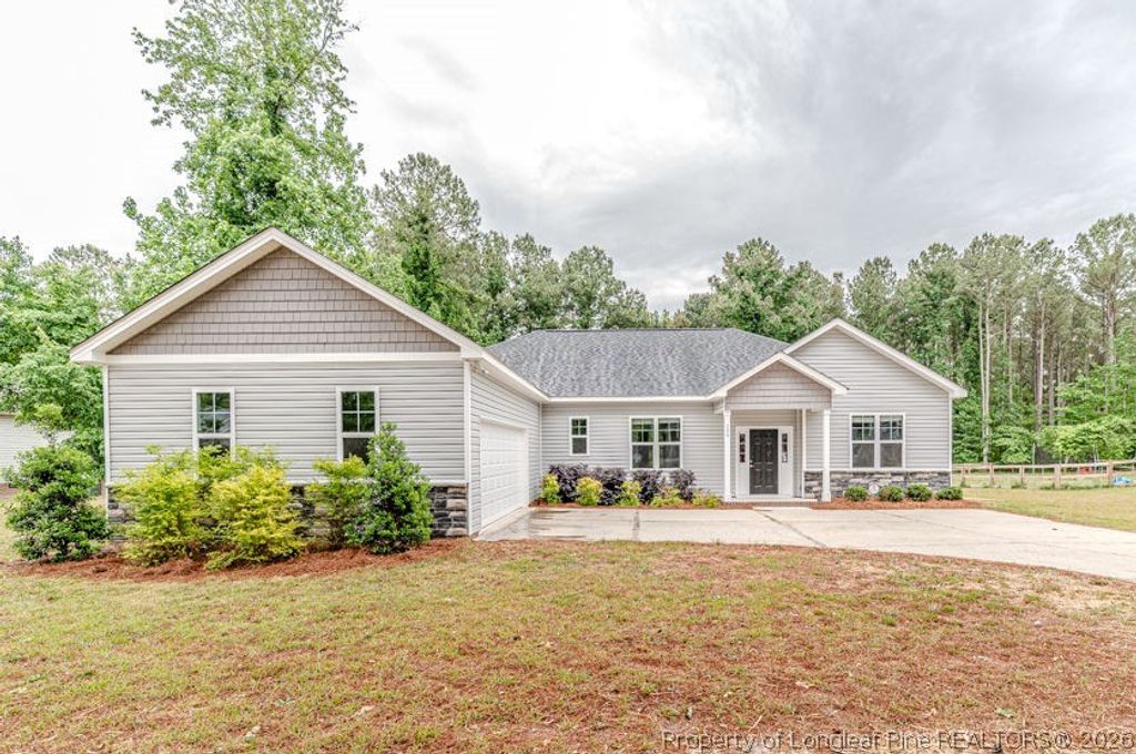 184 River Falls Road, Sanford, NC 27332