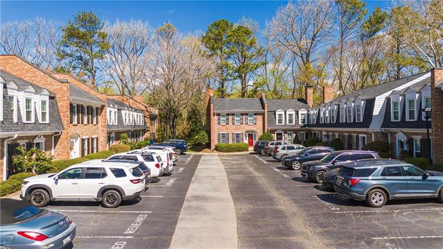 7 Scotland Place NW, Atlanta, GA 30318