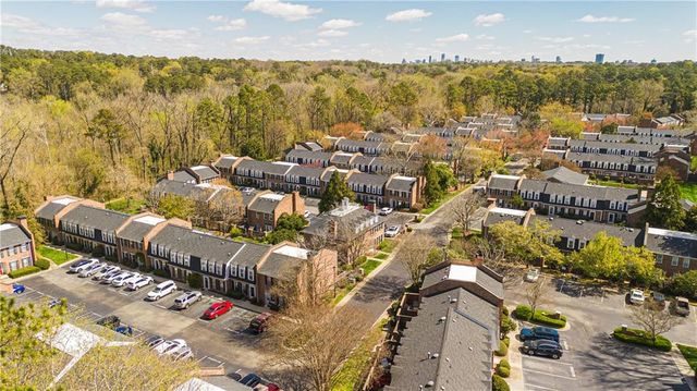 7 Scotland Place NW, Atlanta, GA 30318