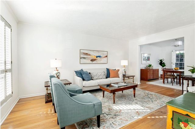 7 Scotland Place NW, Atlanta, GA 30318