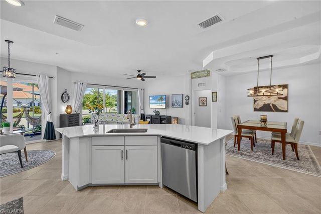 12050 Santaluz DR 101, Fort Myers, FL 33913