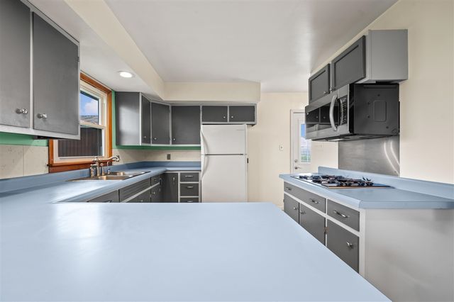 27532 May Street, Edwardsburg, MI 49112