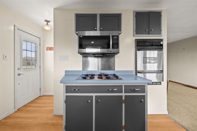 27532 May Street, Edwardsburg, MI 49112