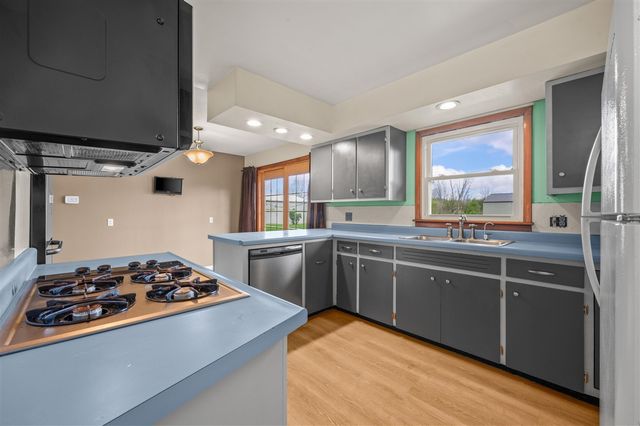 27532 May Street, Edwardsburg, MI 49112