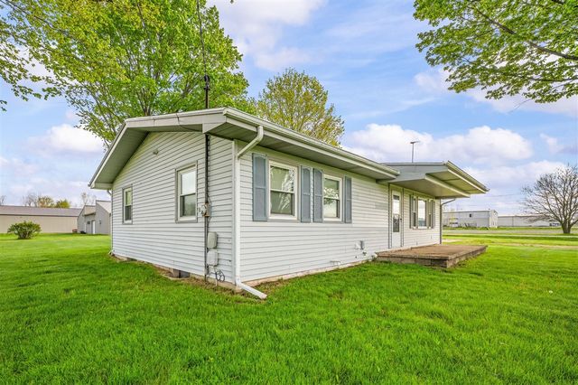 27532 May Street, Edwardsburg, MI 49112