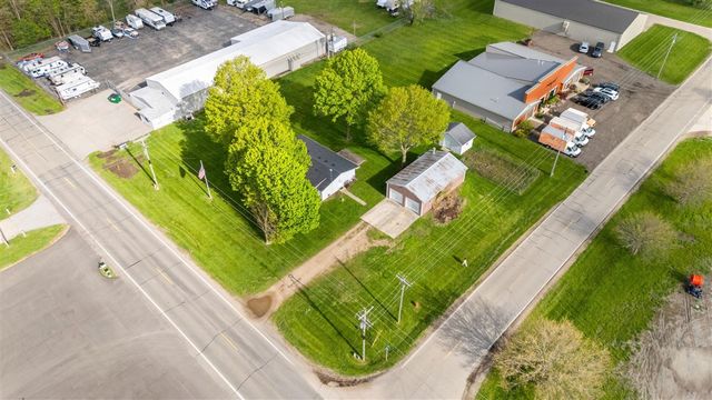 27532 May Street, Edwardsburg, MI 49112