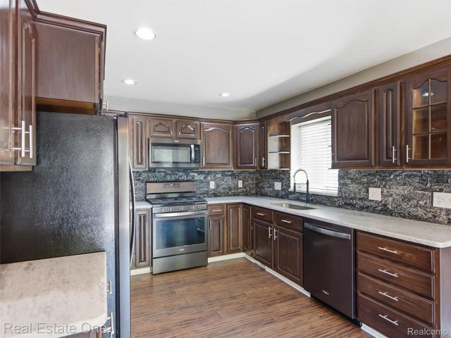 4125 Rural Street, Waterford Charter Township, MI 48329