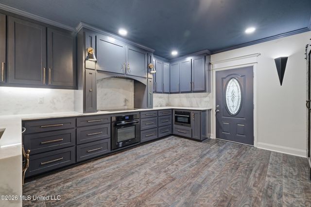 141 Caldwell Avenue, Biloxi, MS 39530