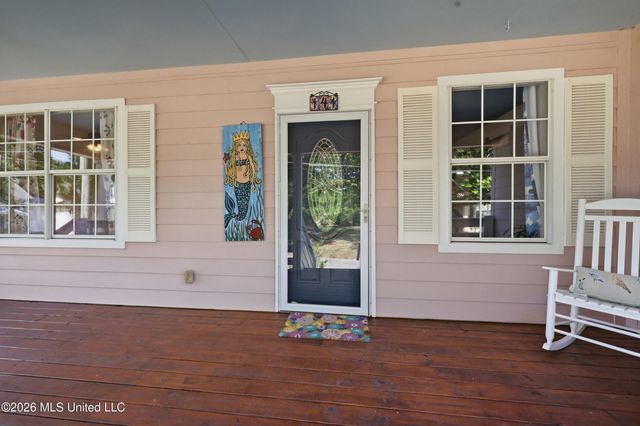141 Caldwell Avenue, Biloxi, MS 39530