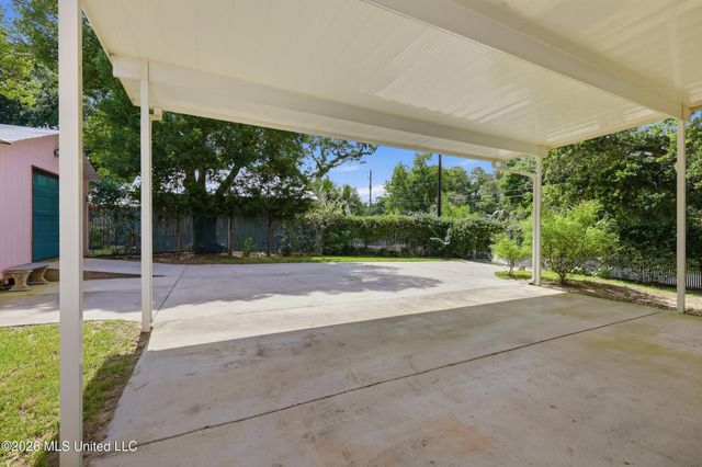 141 Caldwell Avenue, Biloxi, MS 39530