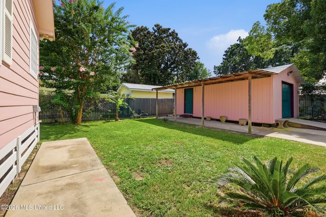 141 Caldwell Avenue, Biloxi, MS 39530
