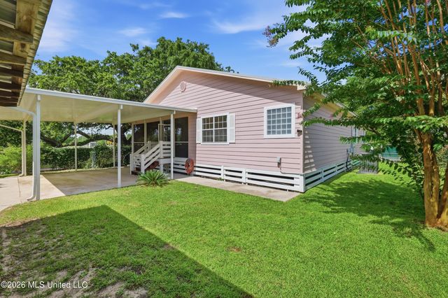 141 Caldwell Avenue, Biloxi, MS 39530