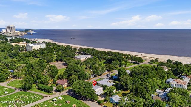 141 Caldwell Avenue, Biloxi, MS 39530