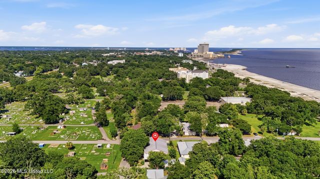 141 Caldwell Avenue, Biloxi, MS 39530