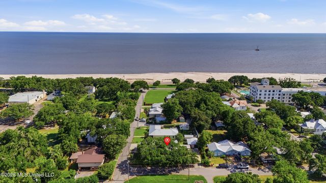 141 Caldwell Avenue, Biloxi, MS 39530