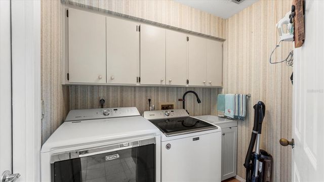 5859 MONROE ROAD, Venice, FL 34293