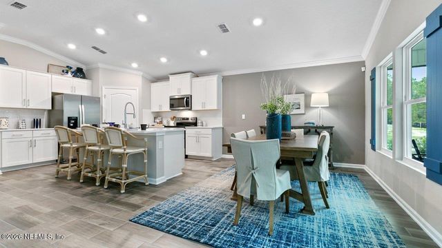 142 GREENWOOD Drive, Palm Coast, FL 32137