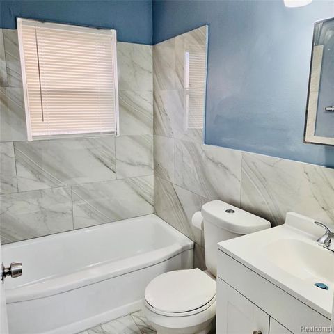 13995 Young Street, Detroit, MI 48205