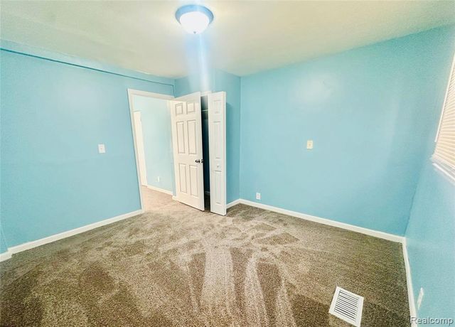 13995 Young Street, Detroit, MI 48205