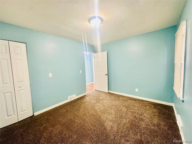 13995 Young Street, Detroit, MI 48205