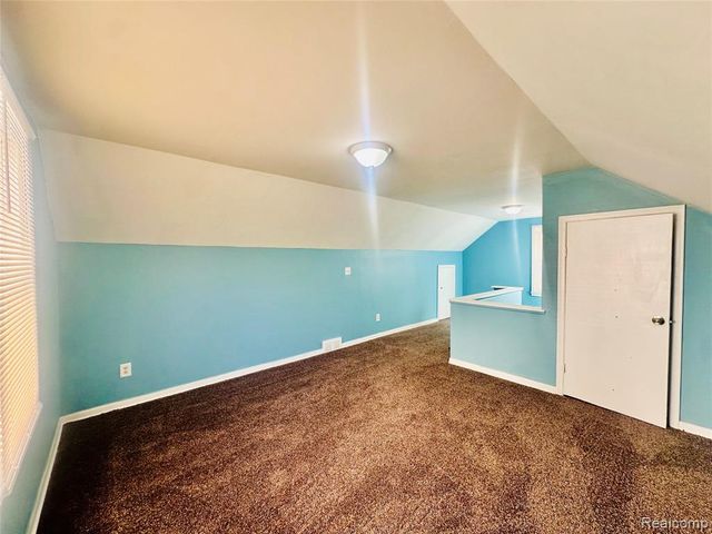 13995 Young Street, Detroit, MI 48205