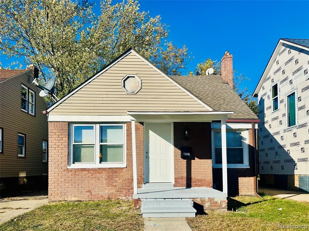 13995 Young Street, Detroit, MI 48205